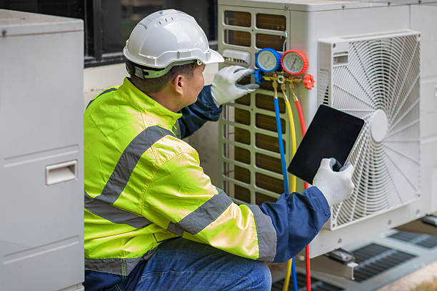 Professional Heat Pump Repair technician working in Foothill Ranch, CA